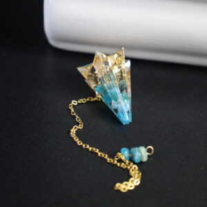 pendule apatite bleu