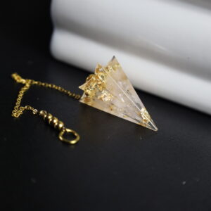 pendule en quartz rose