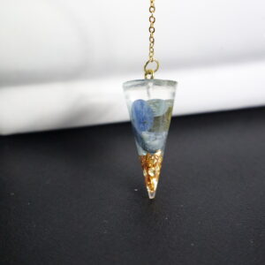 pendule en cyanite