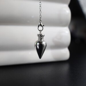 pendule metal argenté