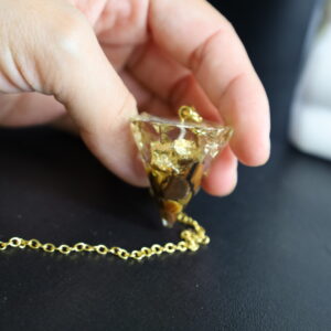 pendule oeil de tigre