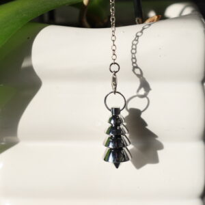 pendule en métal argenté