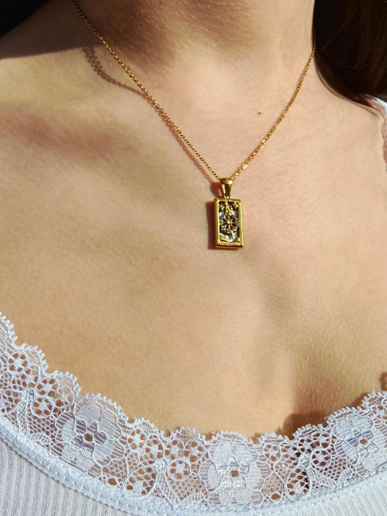 collier tarot lame de la roue collier tarot lame de la roue