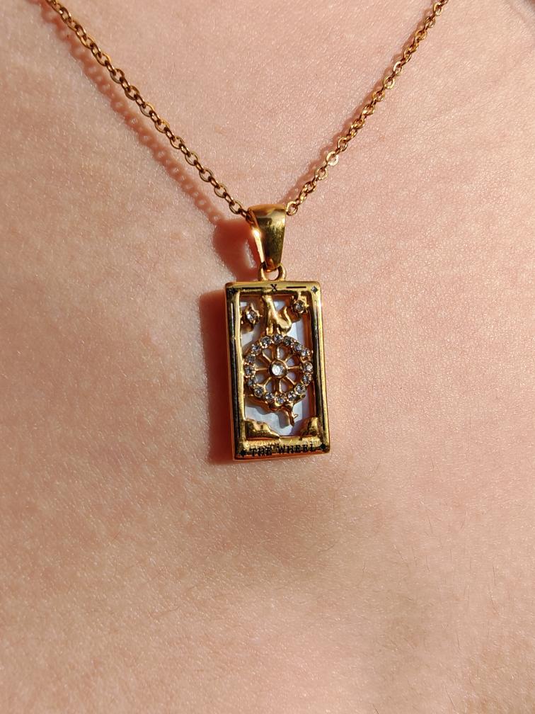 collier tarot lame de la roue collier tarot lame de la roue