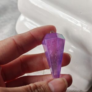 pendule divinatoire aurora violet avec chaîne argentée